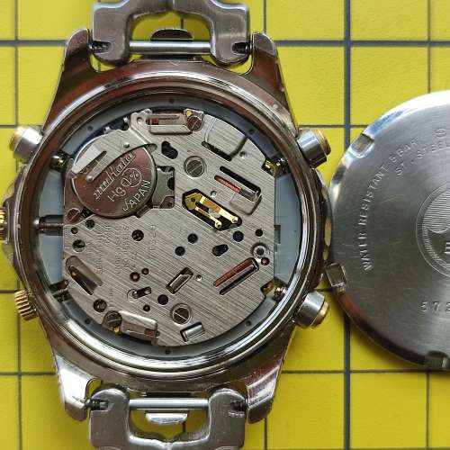 * 極罕有 * 精工响鬧、兩地時間、計時石英錶 seiko 7T32-6G90