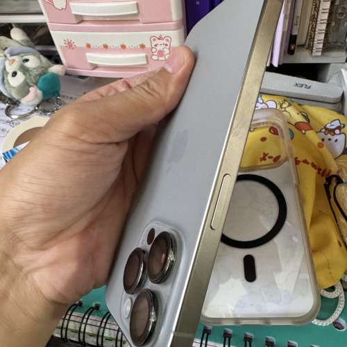 iPhone 15pro 128gb,港行雙卡，電池健康度88，完美冇花，冇修冇拆，所有功能正常！...