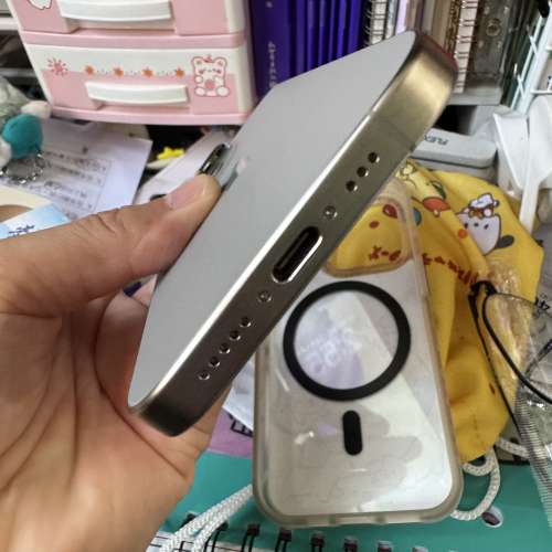 iPhone 15pro 128gb,港行雙卡，電池健康度88，完美冇花，冇修冇拆，所有功能正常！...