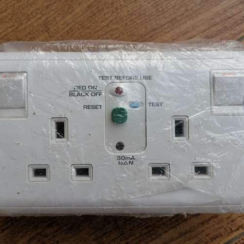 全新施耐德 Schneider 漏電保護開關插座