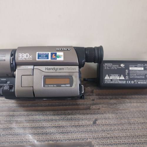 Sony Handycam Vision CCD-TRV46E PAL 攝錄機