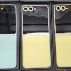 Samsung Galaxy Z Flip6(薄荷綠/淺黃色) 12+256GB 99%新港版陳列清倉智能電話