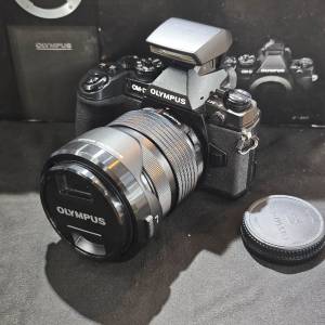 Olympus 奧林巴斯 EM1 E-M1 一代 + 12-40/2.8 12mm 40mm 12 40 機有盒 鏡冇盒 冇單...