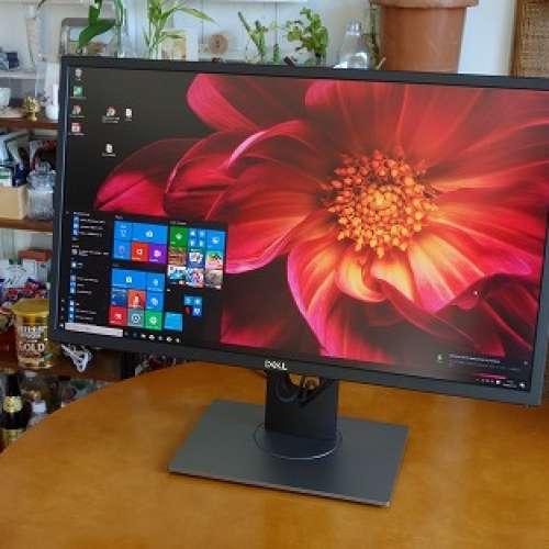 Dell UP2718Q 4K HDR10 過萬專業執相剪片營幕