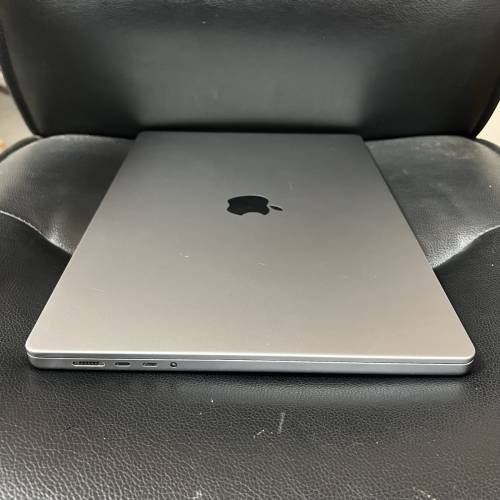 Macbook Pro 16" M1 Pro 2021年512GB SSD  16GB RAM 電池健康值99%