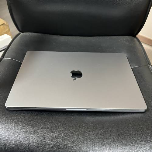 Macbook Pro 16" M1 Pro 2021年512GB SSD  16GB RAM 電池健康值99%
