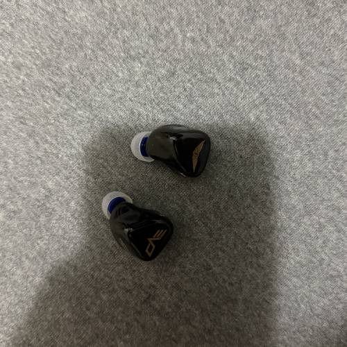 Empire Ears Legend EVO