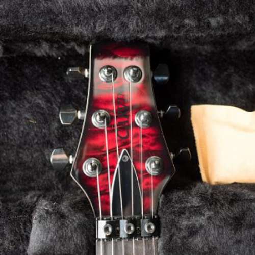 Carvin CT6C - California Carved Top, Floyd Deep Black Cherry Quilted