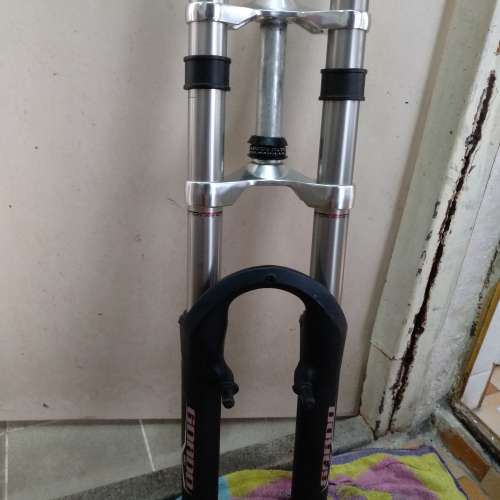 26寸山地車前叉