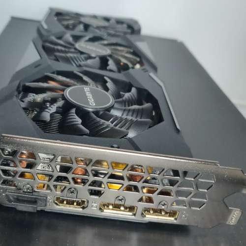 Gigabyte GeForce GTX 1660 Super Gaming OC 6G 3風扇