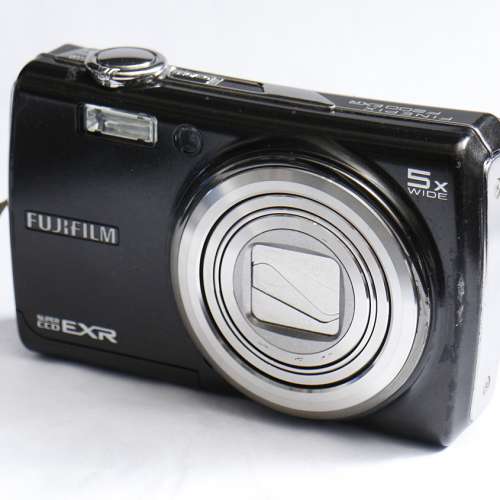 Fujifilm FinePix F200 EXR CCD (super CCD DC )