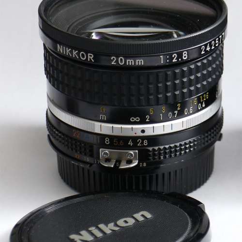 Nikon 菲林鏡頭 AF 24 2.8D, AF 50 1.8D, AIS 20 2.8
