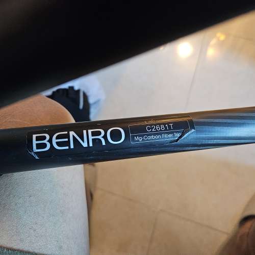 Benro C2681 TB2 碳纖維腳架 ，可以反腳