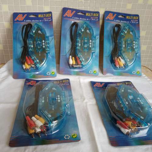 全新 AV視頻分拆器一套(一開三)