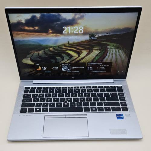 i7-1165G7 HP EliteBook 840G8 14" 16g ram 512g SSD