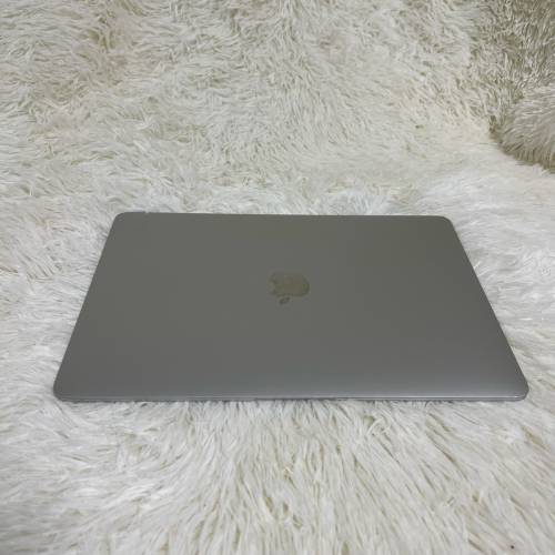 Apple MacBook Air 13" 2018年 i5 8GB RAM 128GB SSD 電池健康值85% 銀色 帶埋原裝火...