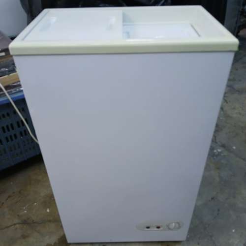 纖細薄身小型冰櫃