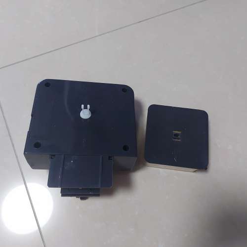 Aqua One 自動餵食器