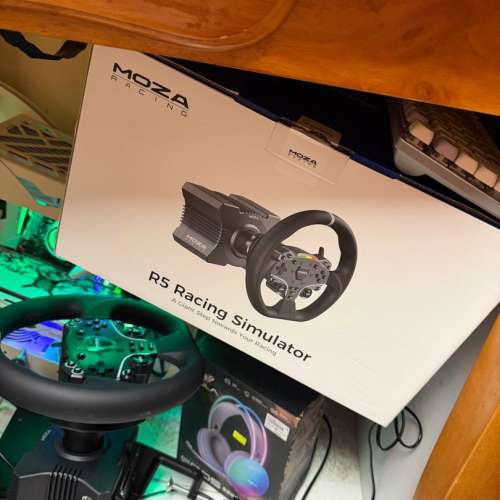MOZA R5 Racing Simulator 軚盤全套連支架及連mon架及mon Thrustmaster r9 g29 r3 r12