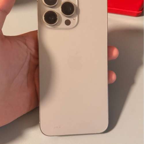 iPhone 16pro 256gb,港行雙卡，金色鈦金屬。電池健康度92，完美冇花，冇修冇拆，所...