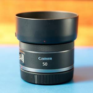 Canon RF 50mm f1.8 STM lens with JJC hood