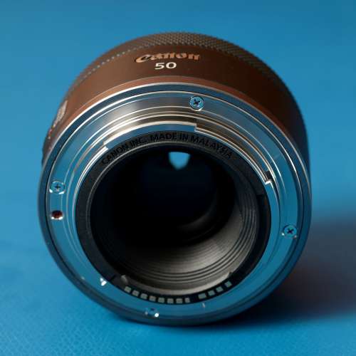 Canon RF 50mm f1.8 STM lens with JJC hood