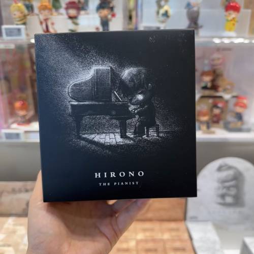 泡泡瑪特Hirono小野鋼琴師手辦