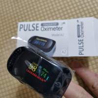 【朗屏】(現貨) 指夾式 血氧儀 血氧機 測量儀 監測器 新冠疫症 長期病患 Finger Pu...