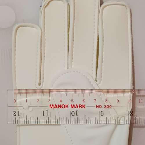 全新 Adidas Football Predator Training Junior（童裝足球龍門手套）