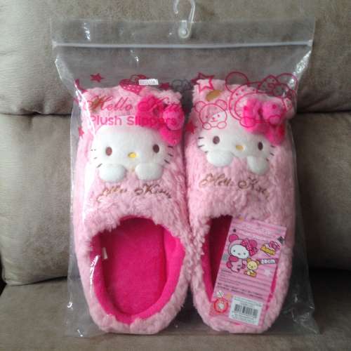 🐱 HELLO KITTY Slippers NEW 全新保暖拖鞋 Adult 28cm 🧦