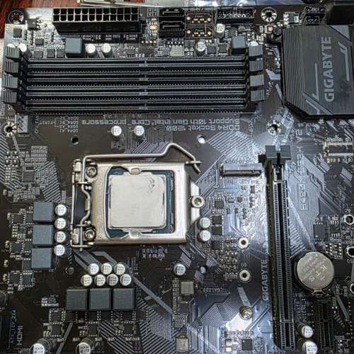 Intel CPU i5 10400 + Gigabyte 底板 B460M DS3H V2