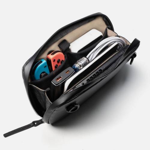 Grams28 131男仕真皮斜孭袋