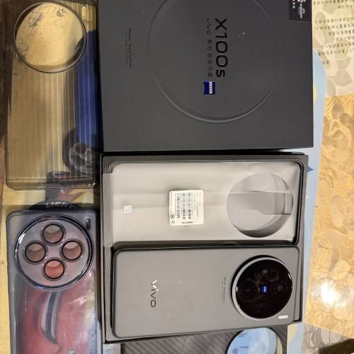 9成5新國行 x100s 16+256gb 灰