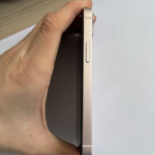 IPhone 13 mini 128G粉紅色，可以交換手機