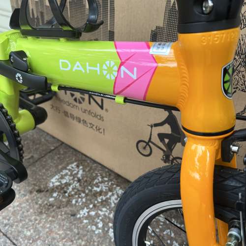 大行 DAHON KAA411 KIDKING 單速14吋鋁合金折叠車(附有輔助轆)送水架前後蛙燈叮叮