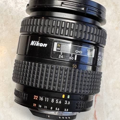Nikon AF-D 24-50/3.3-4.5 lens