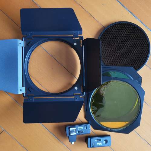 Menik SA-1000A 影樓恆光燈/ 閃光燈兩用