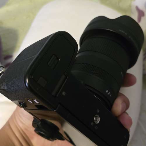 Fujifilm x-s10 （配18-50 sigma dc dn f2.8)