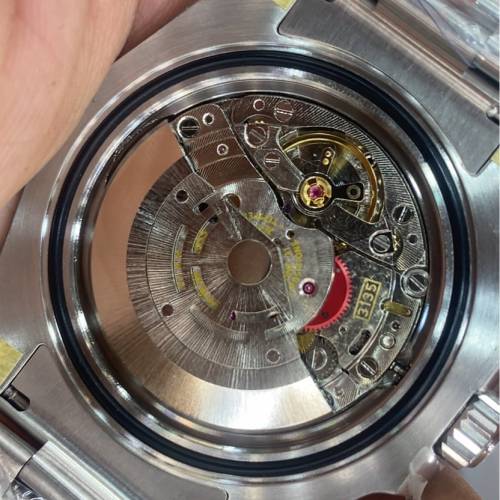 Rolex Submariner 黑水鬼m126610In- 0001，幾乎全新近新