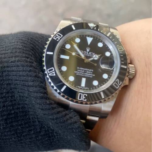 Rolex Submariner 黑水鬼m126610In- 0001，幾乎全新近新