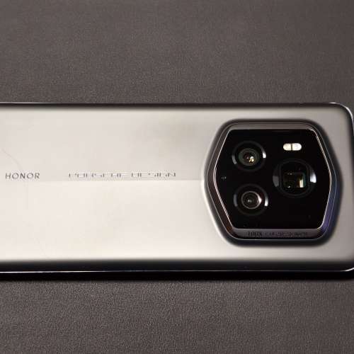Honor 榮耀 Magic 6 RSR Porsche Design 24GB + 1TB