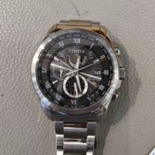 Citizen 光動能錶