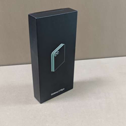 [全新速放] 美版 Samsung Galaxy Z Flip6 12+512GB 黑色 摺機 荃灣站交收 歡迎出價