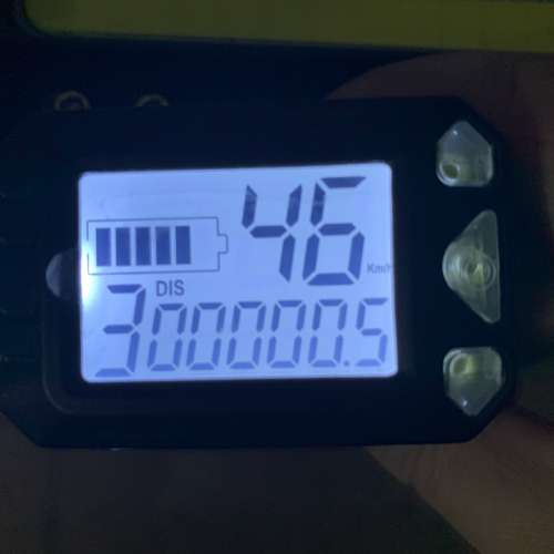 全新電動滑板車/電動單車 （只開盒檢查、有3段車速）