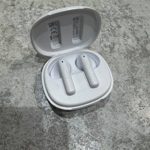 99% 新 QCY bluetooth earphone 藍牙耳機 有盒