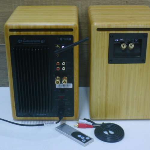 Audioengine A5+ bluetooth 有源音箱