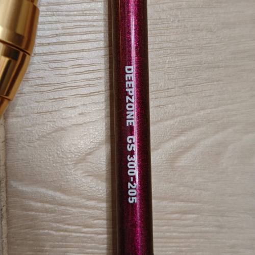 全新Daiwa Deep Zone GS300-205魚竿