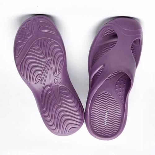 (台灣進口) 拇指外翻包頭防撞拖鞋深紫色（只限葵涌屋企樓下交收