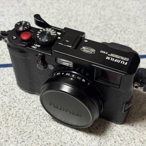 Fujifilm FinePix X100 Limied Black Edition 富士 APSC