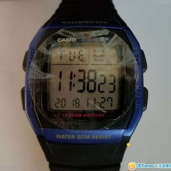 徵求casio電子表壹隻，一個月祇慢一秒或快一秒